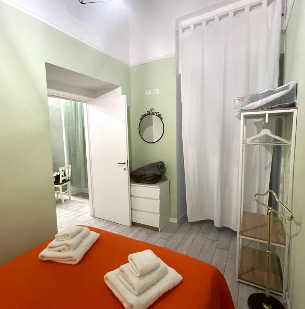 La Suite Del Porto Antico Naples 0*,  Italy